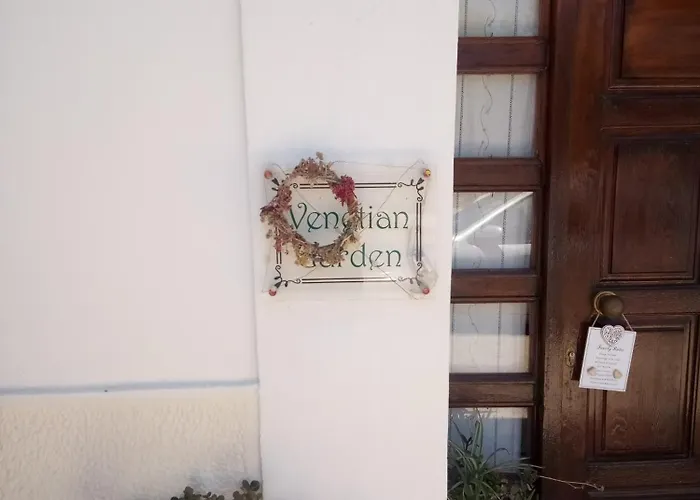 Venetian Garden
